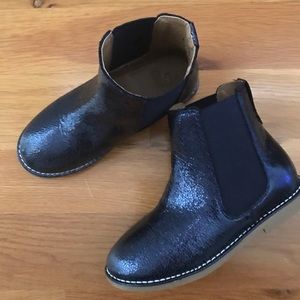 Navy Chelsea Boots